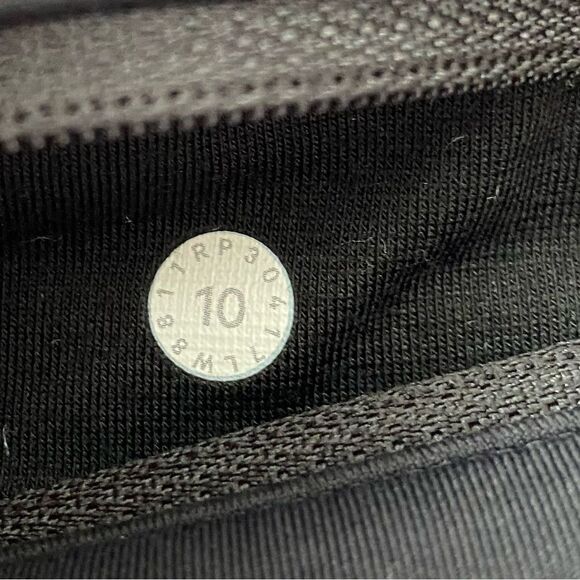 Lululemon Circuit Breaker Skirt II - Picture 8 of 8